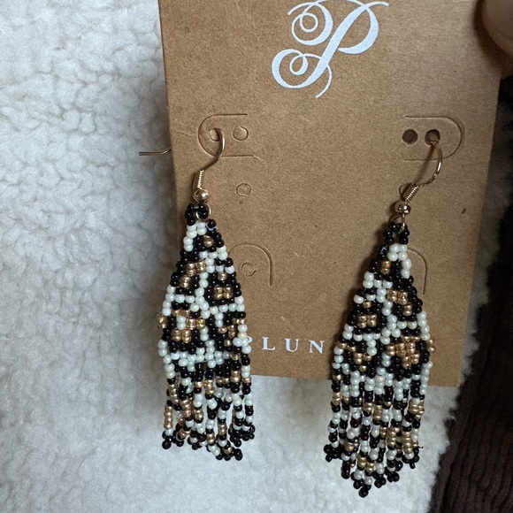Jewelry - Elegant Beaded Dangle Earrings